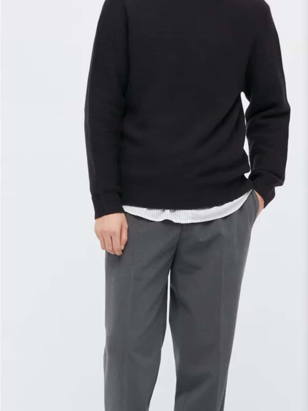Uniqlo Black Crewneck Scoop Sweater